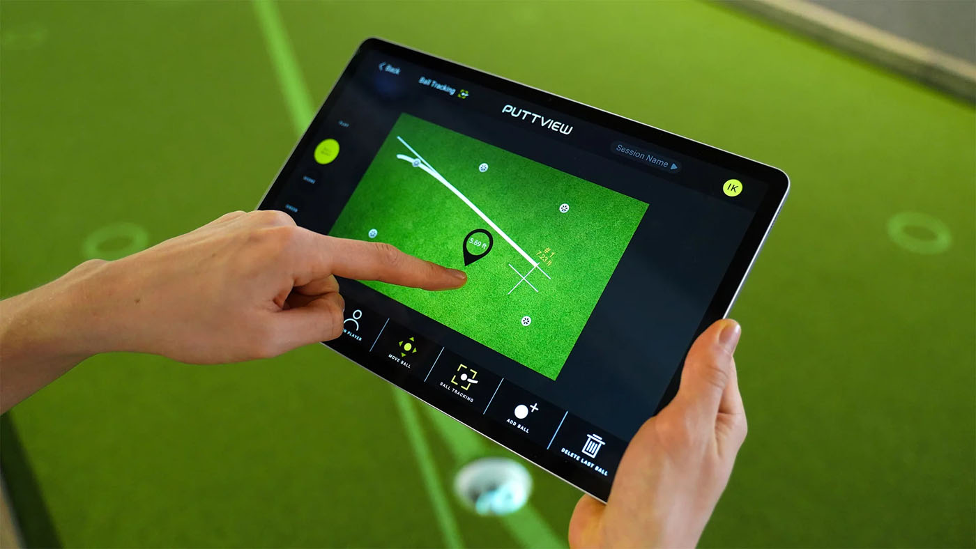 A screen of Puttview technology at Tee Box Kaysville.